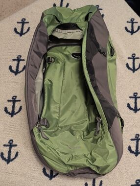 Osprey Porter 65 - Green and Gray Travel Backpack - Lightweight Carry Pack